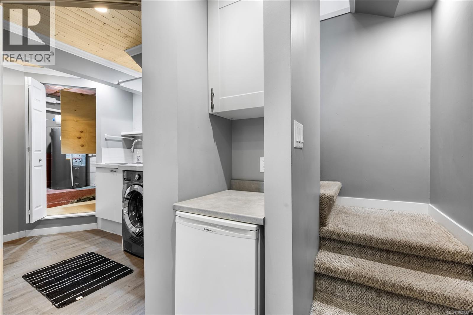 852 Walfred Rd, Langford