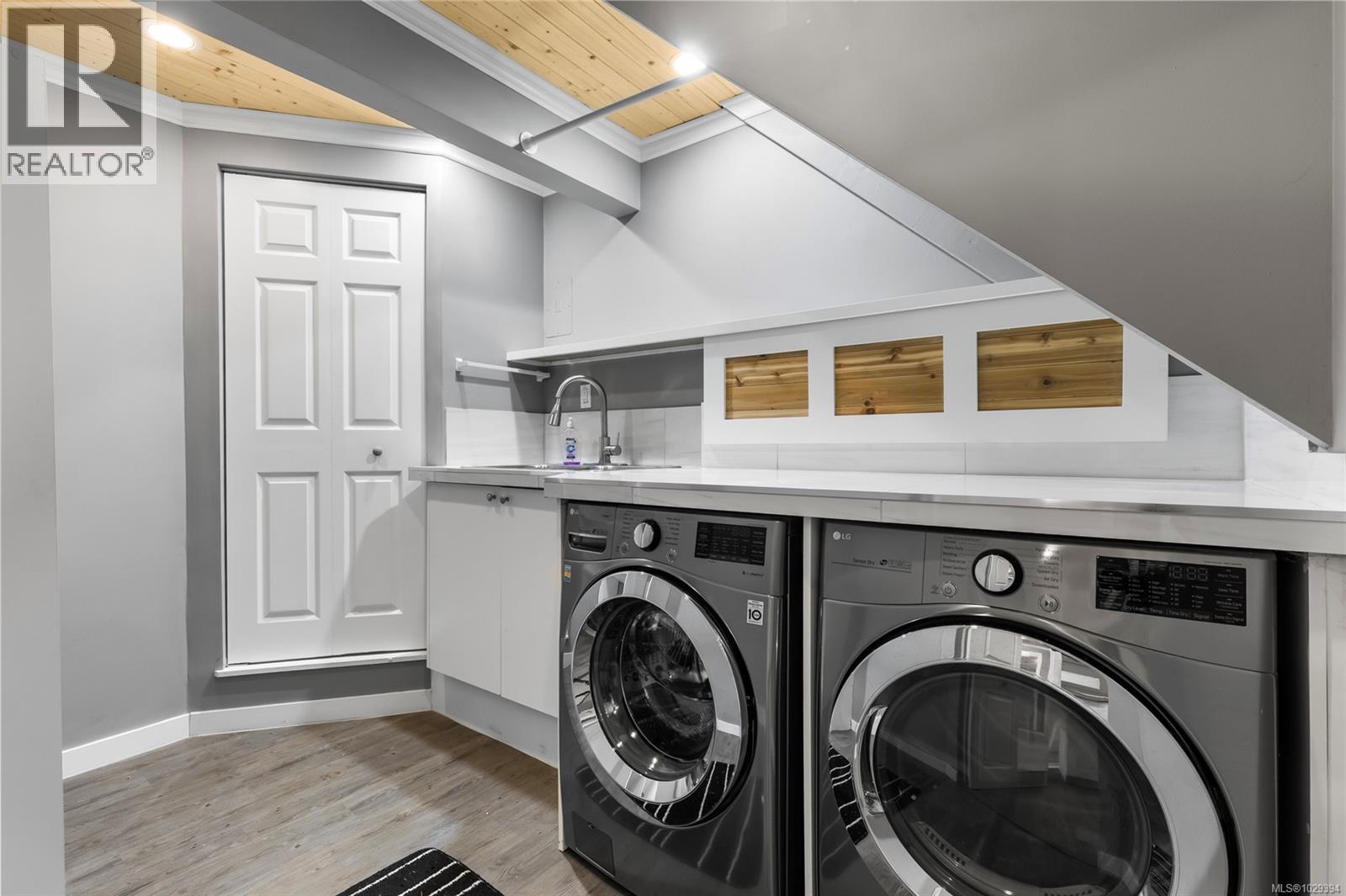 852 Walfred Rd, Langford