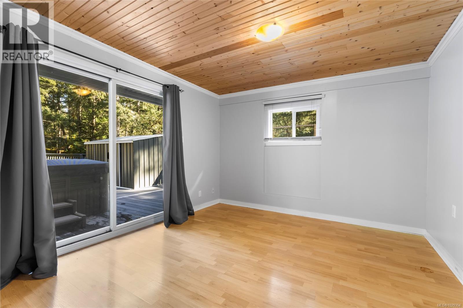 852 Walfred Rd, Langford