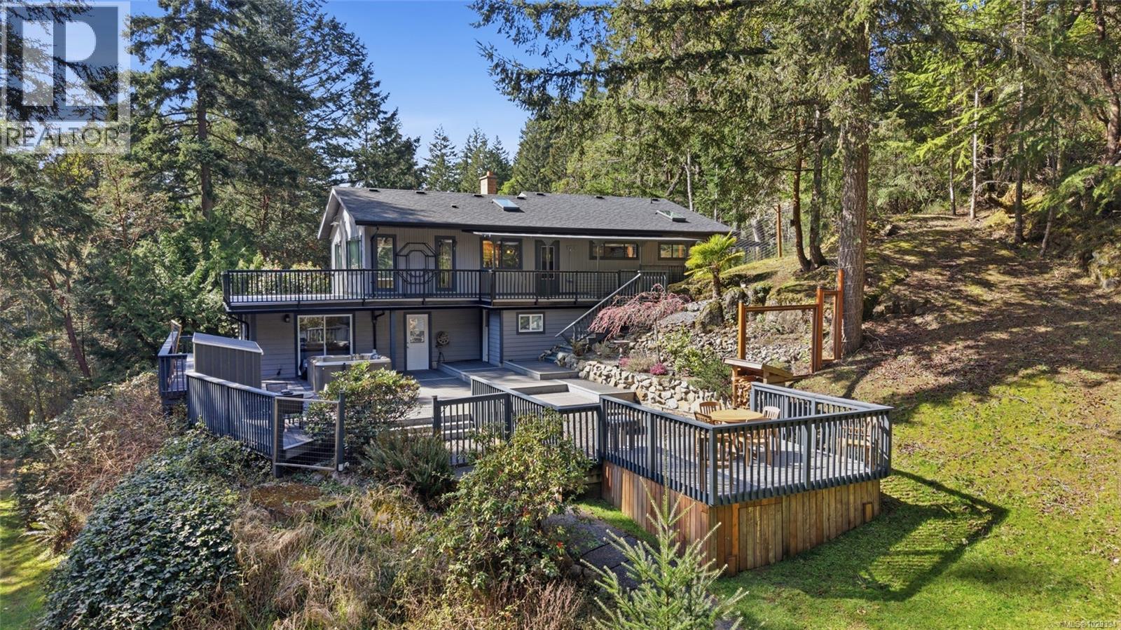 852 Walfred Rd, Langford