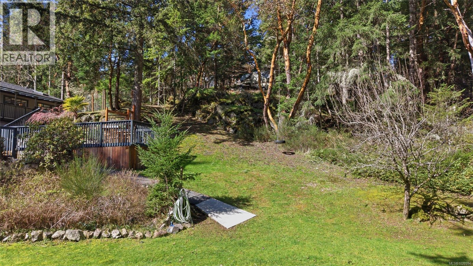 852 Walfred Rd, Langford
