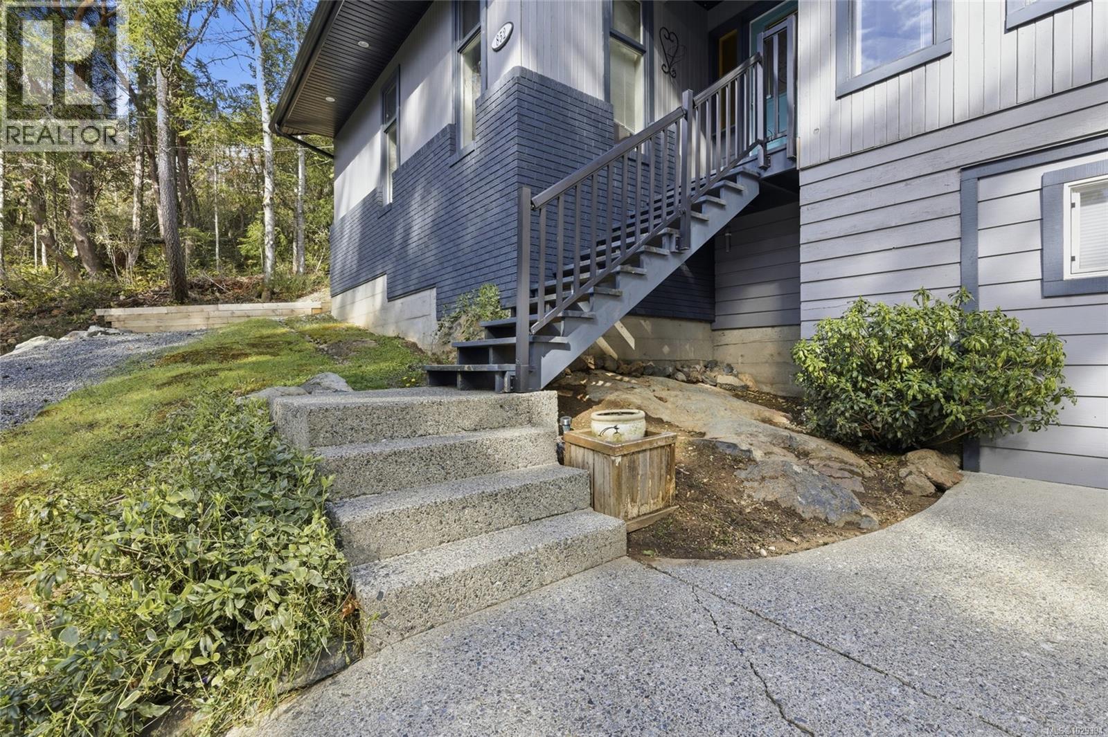 852 Walfred Rd, Langford