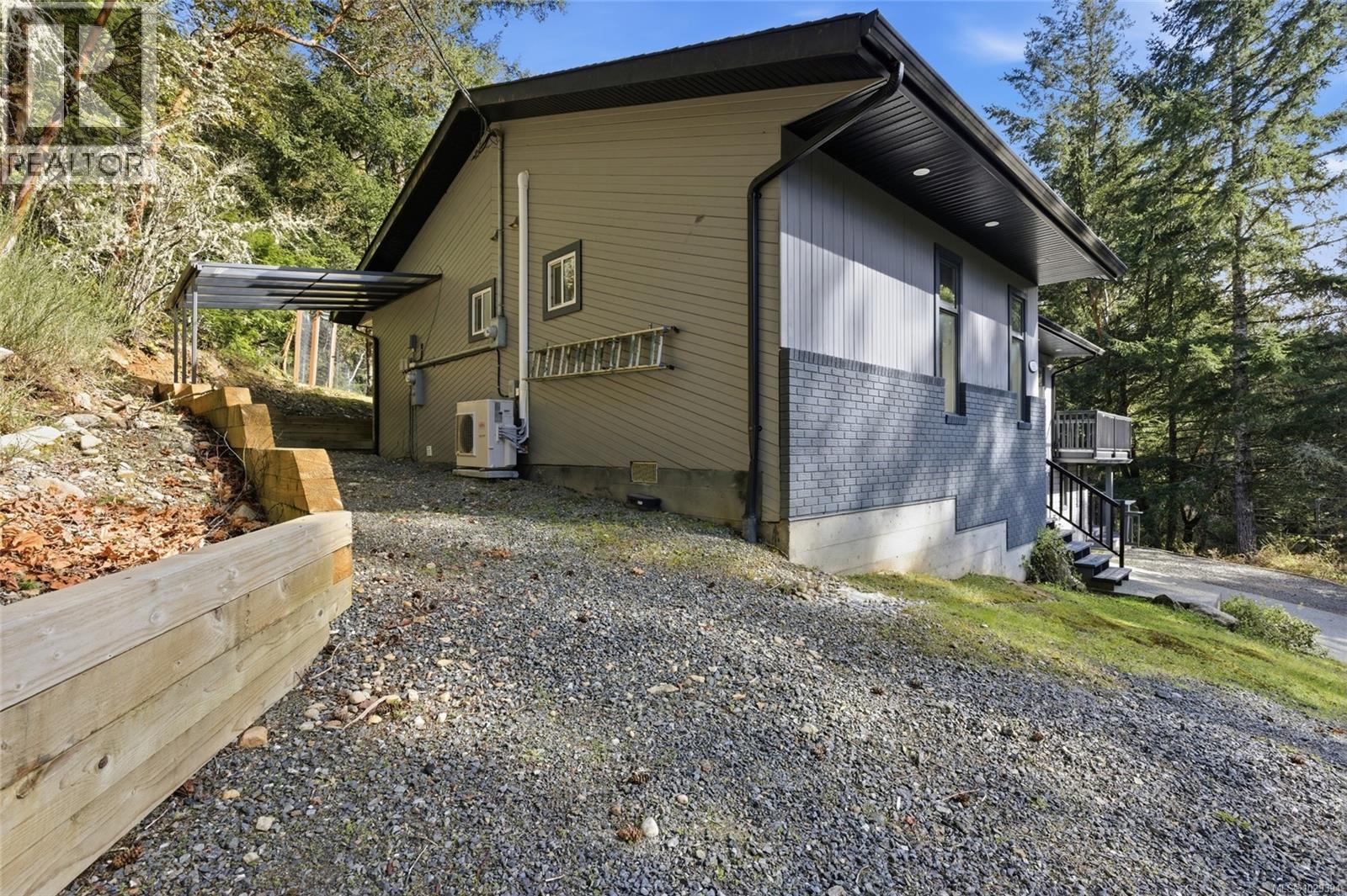 852 Walfred Rd, Langford