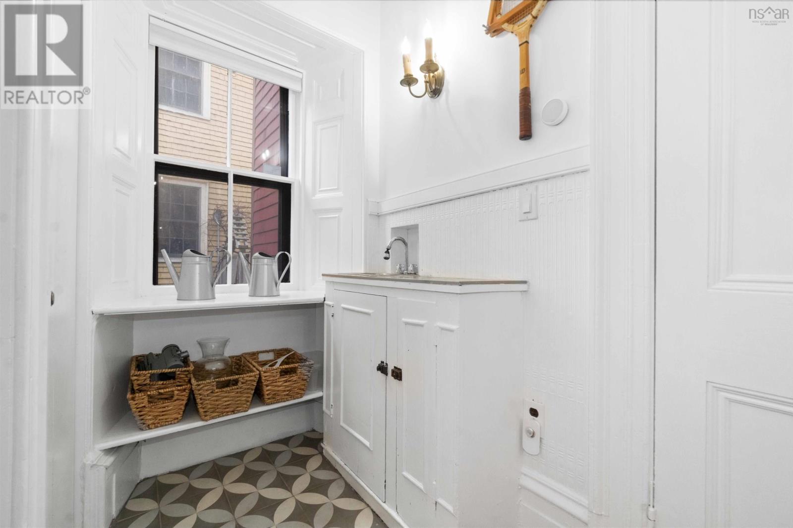 Property 36 of 49 of 5274 Morris Street