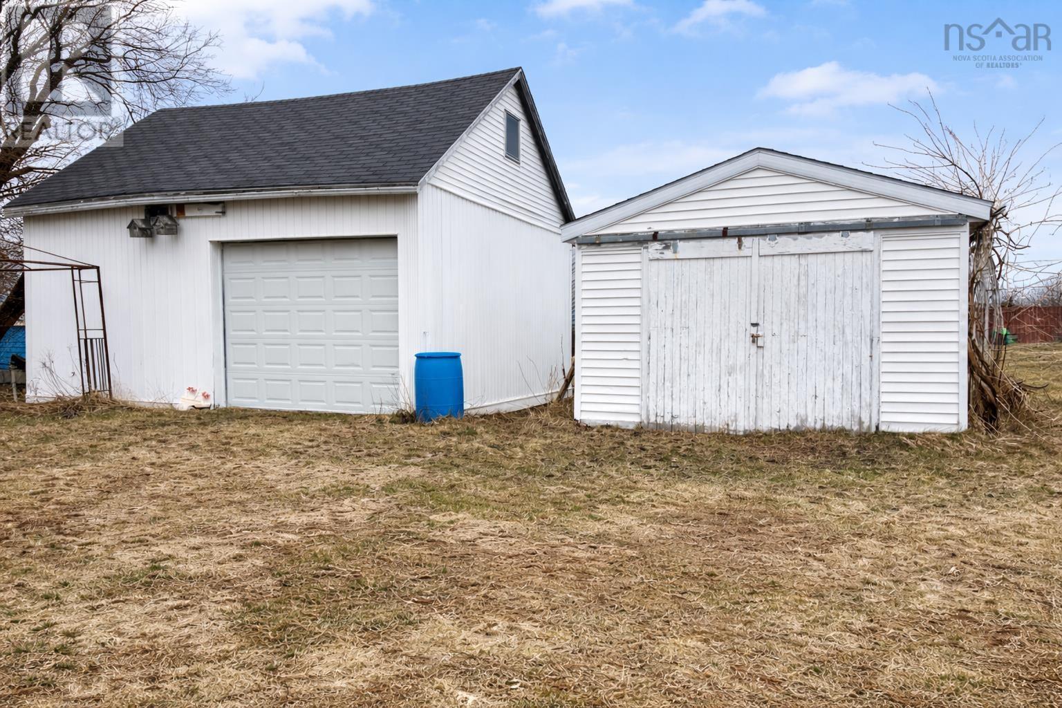 8 STANDISH STREET - 46