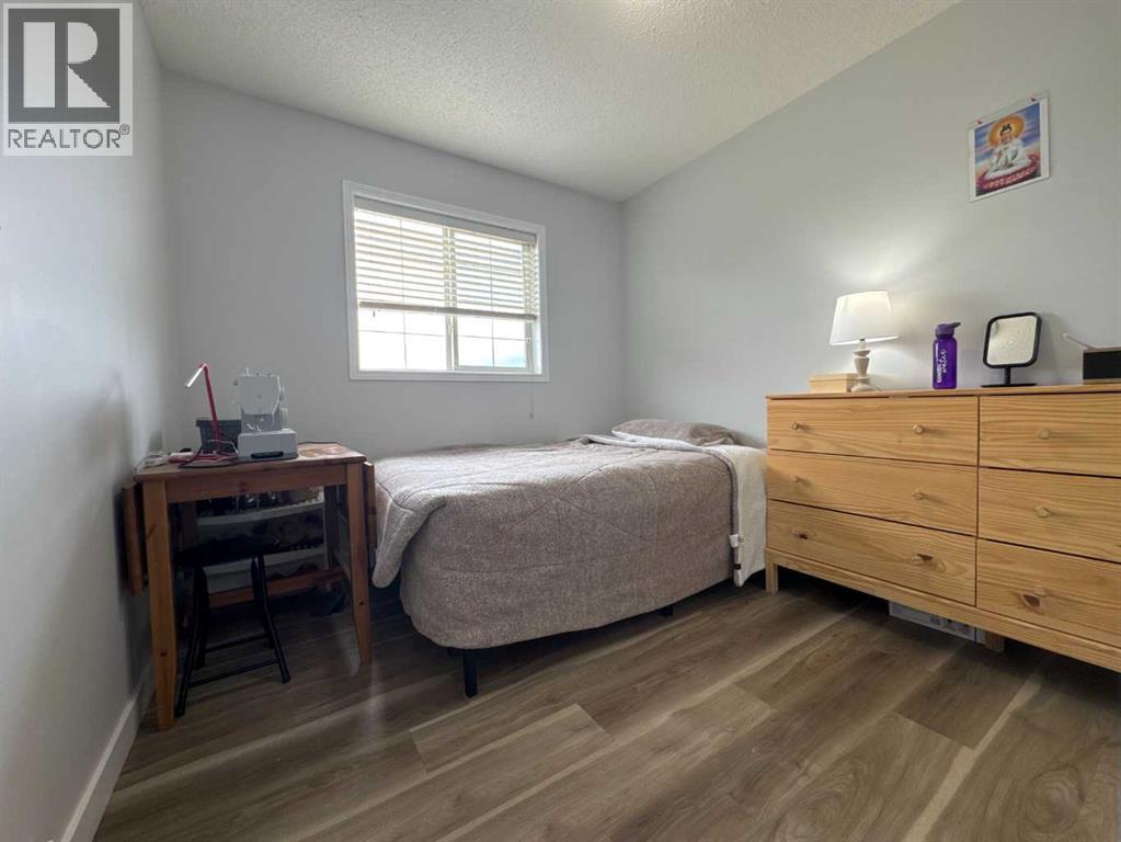 304 Ross Avenue, Cochrane