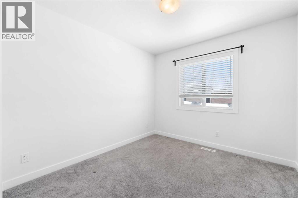 Single Family House for Sale in  Ambleside Crescent NW Moraine Calgary 