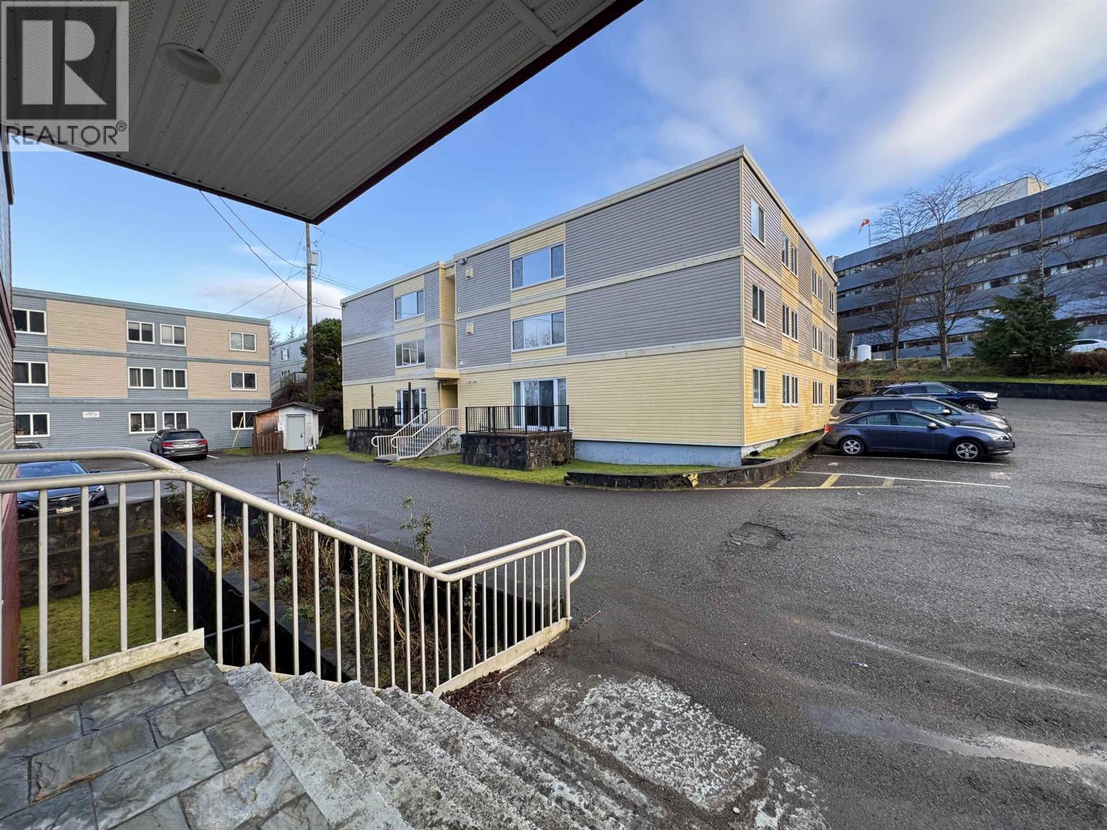 203 1300 SUMMIT Avenue - photo 2