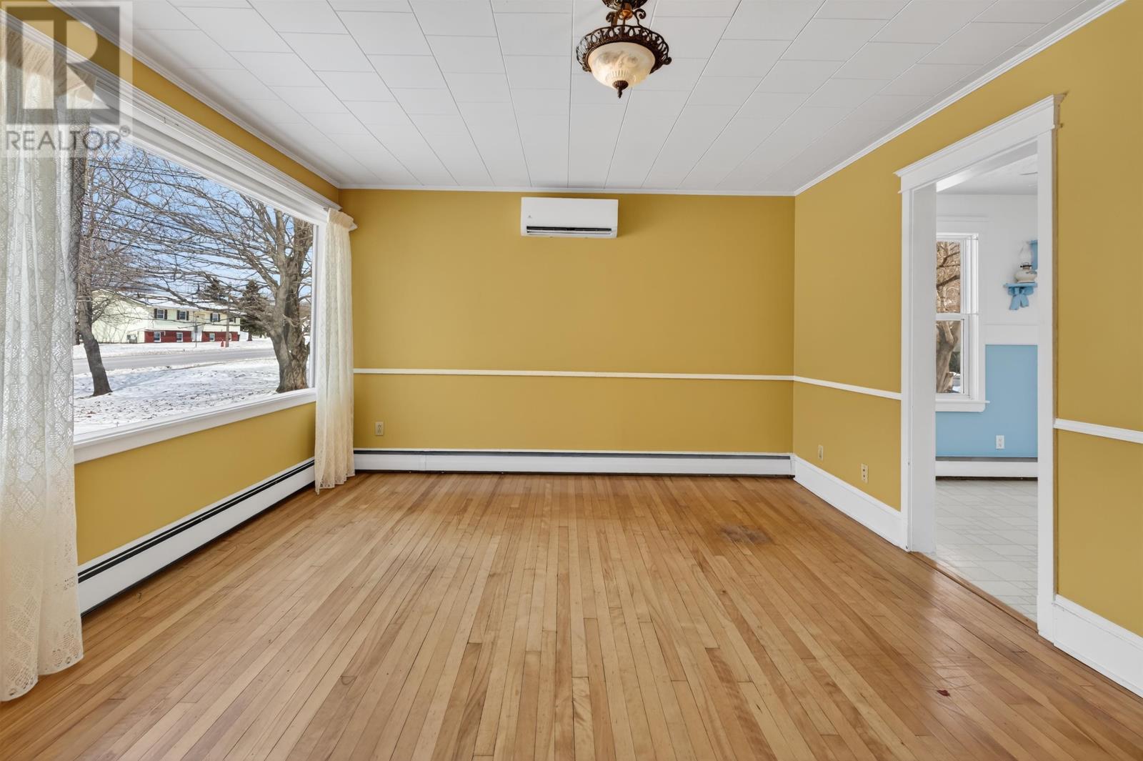 276 South Drive - 11