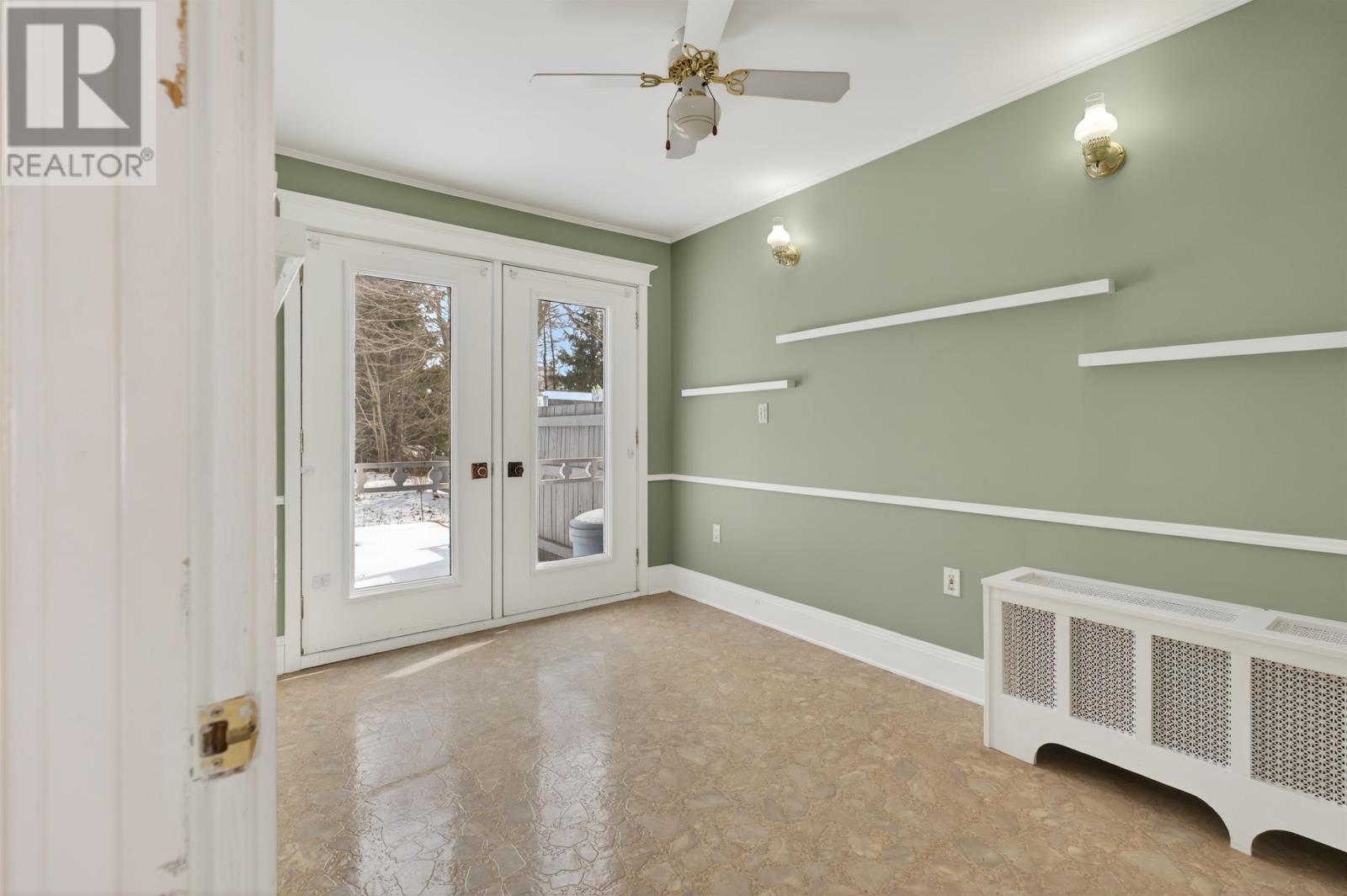 276 South Drive - 16