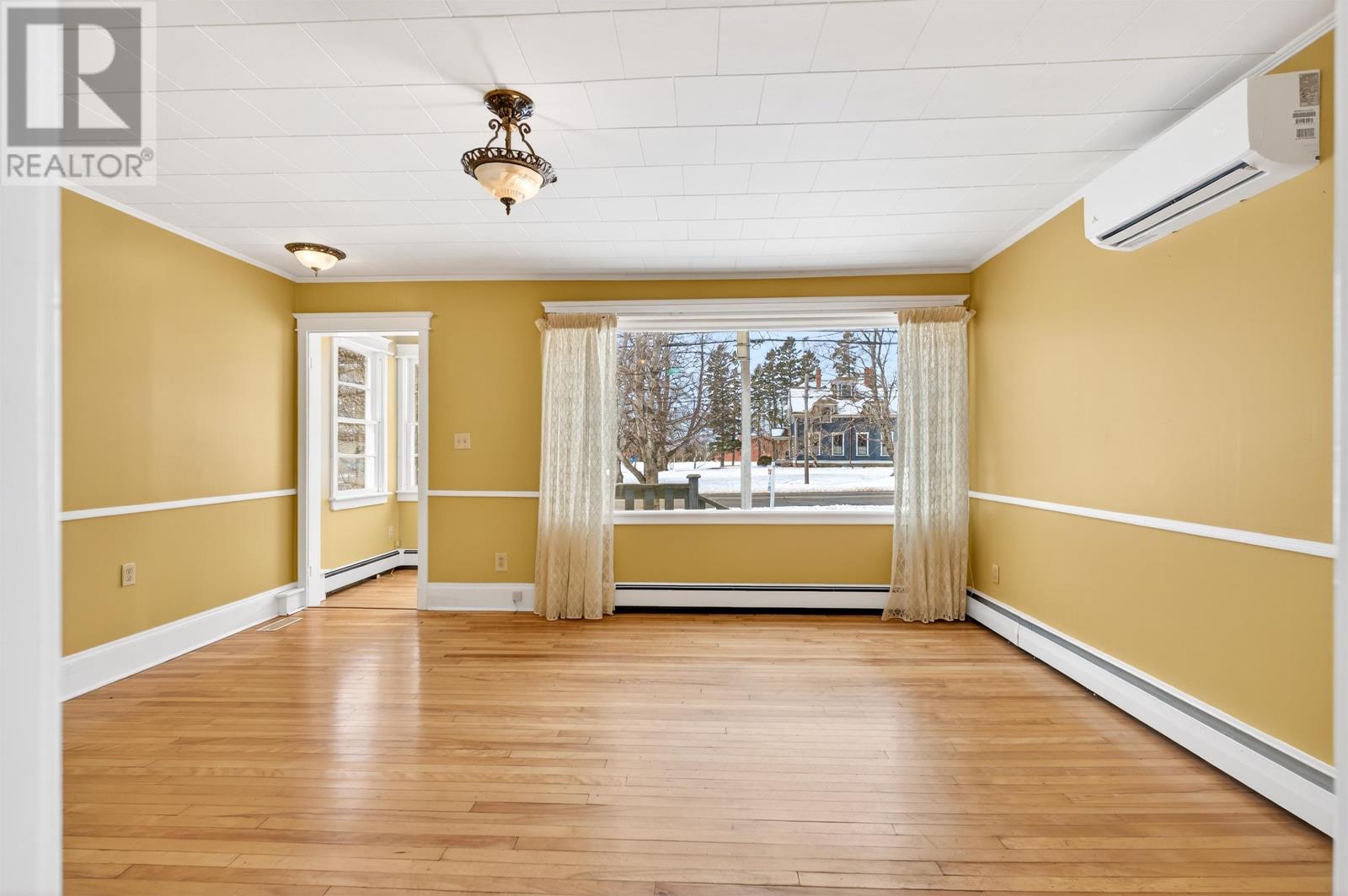 276 South Drive - 9