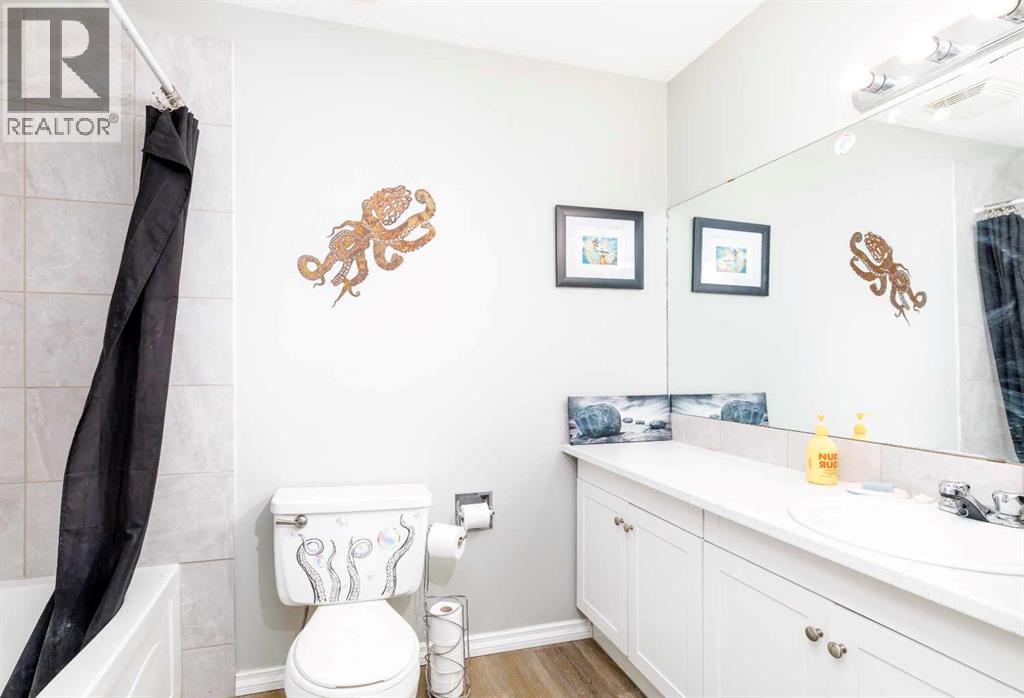 6343 58 Ave Avenue West, Red Deer