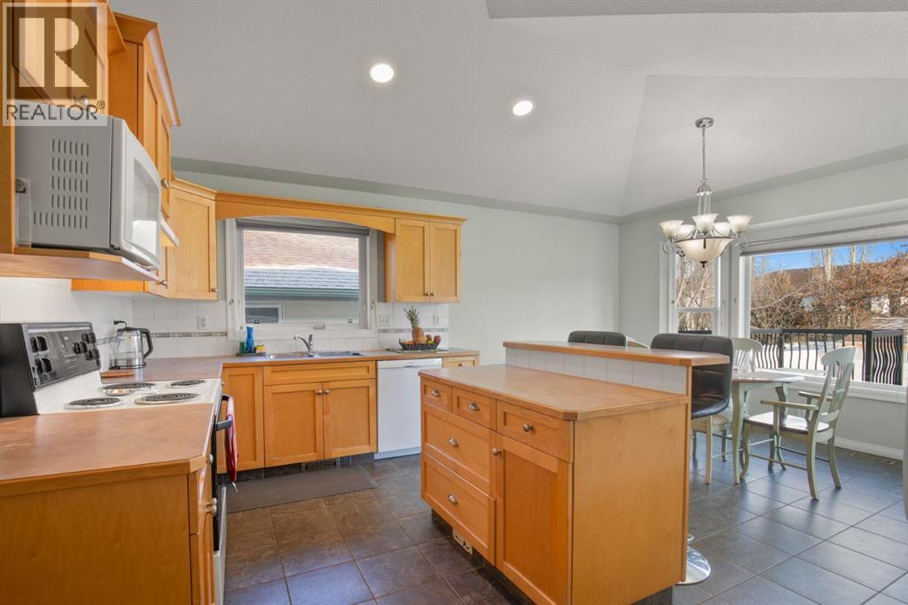 119 Ammeter Close, Red Deer