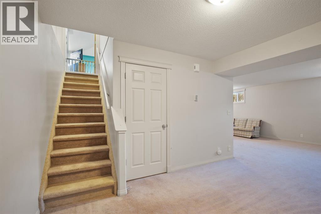 119 Ammeter Close, Red Deer