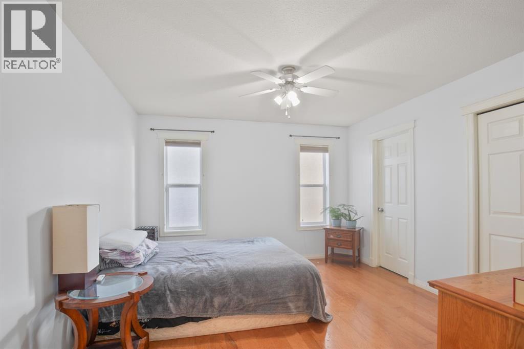 119 Ammeter Close, Red Deer