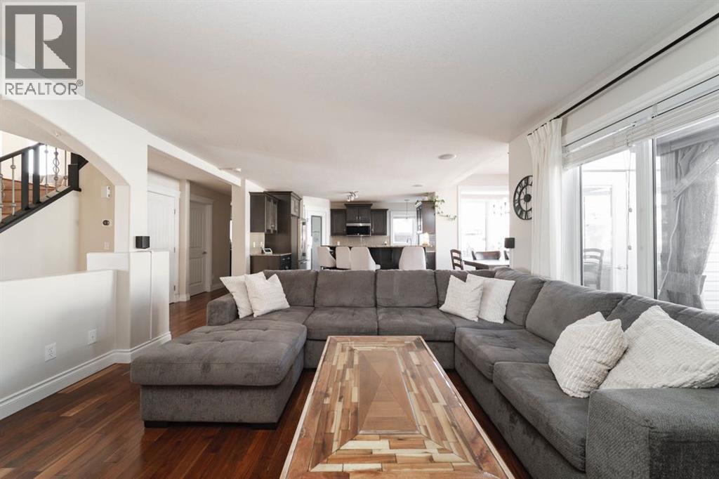 110 Pearl Bay, Fort McMurray