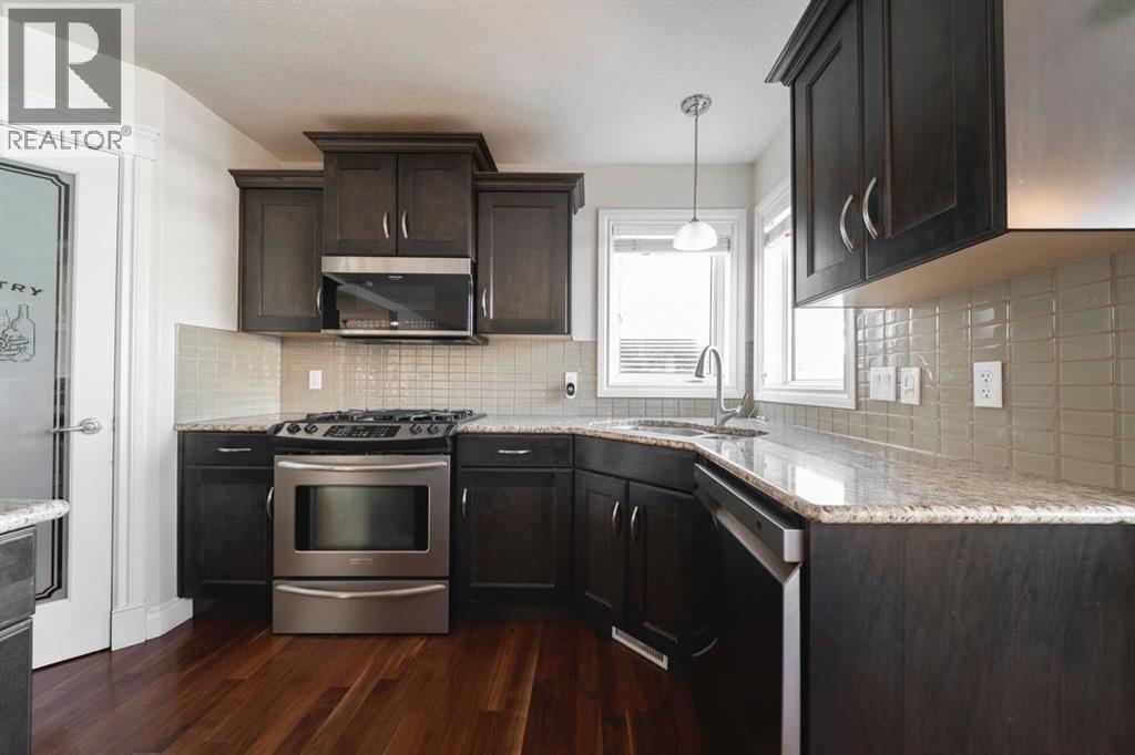 110 Pearl Bay, Fort McMurray