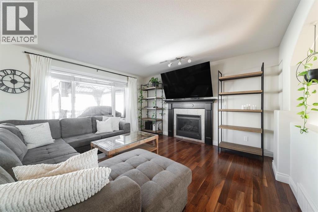 110 Pearl Bay, Fort McMurray