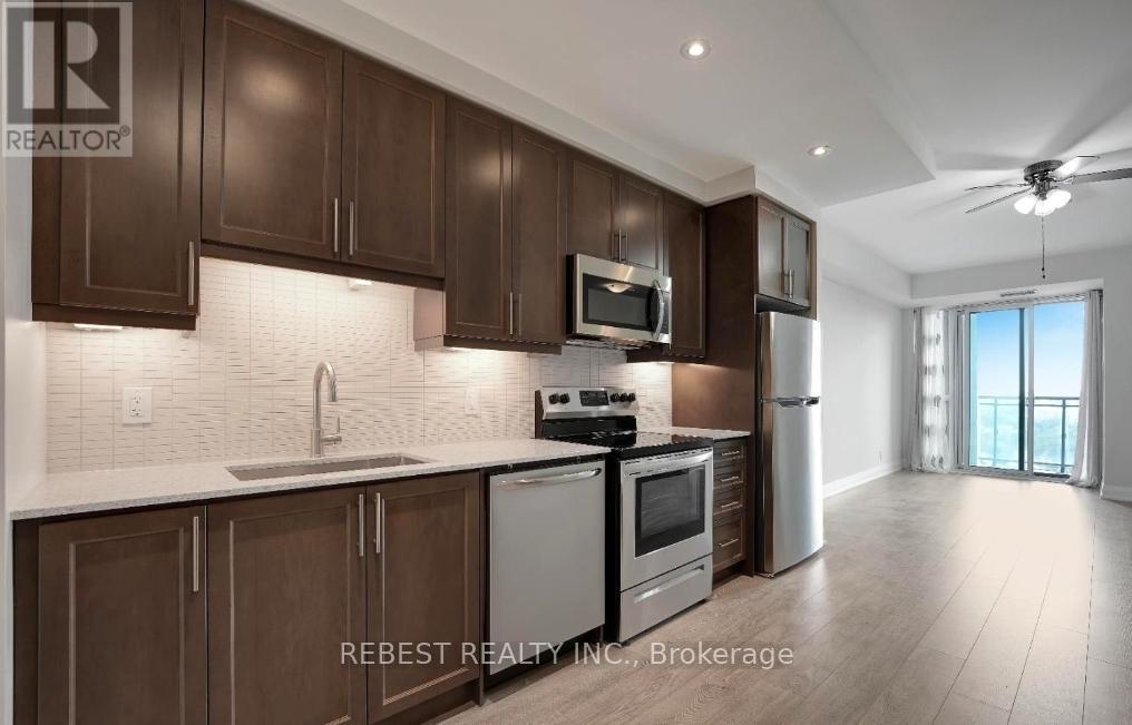 #1207 15 LYNCH STREET - 10