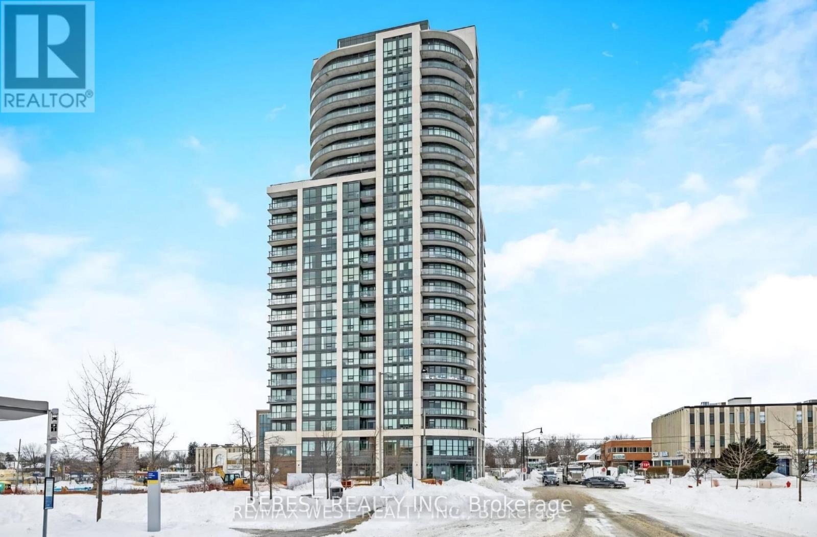 1207 - 15 LYNCH STREET