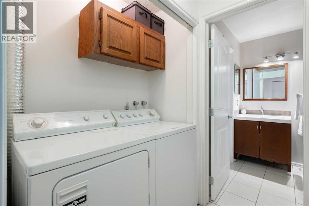 Single Family House for Sale in   A Street NE Renfrew Calgary 