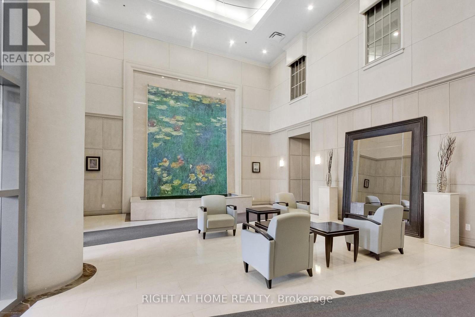 #308 60 BYNG AVENUE - 18