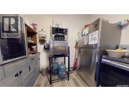 929 Railway Avenue, Burstall, SK S0N0H0 Photo 33