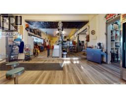 929 Railway Avenue, Burstall, SK S0N0H0 Photo 17