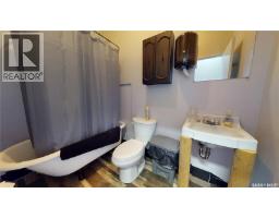 929 Railway Avenue, Burstall, SK S0N0H0 Photo 37