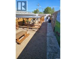929 Railway Avenue, Burstall, SK S0N0H0 Photo 38