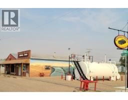 929 Railway Avenue, Burstall, SK S0N0H0 Photo 40