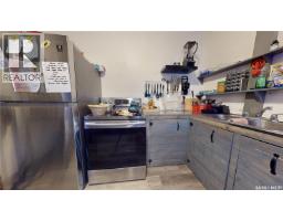929 Railway Avenue, Burstall, SK S0N0H0 Photo 34