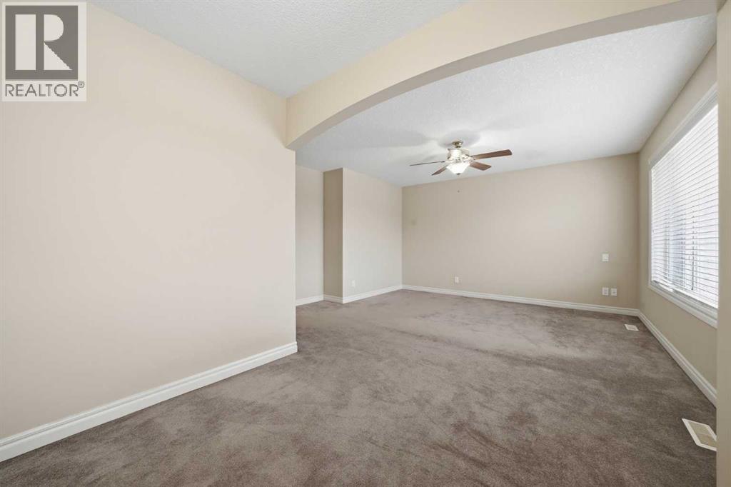 Single Family House for Sale in  Saddleland Way NE Saddle Ridge Calgary 