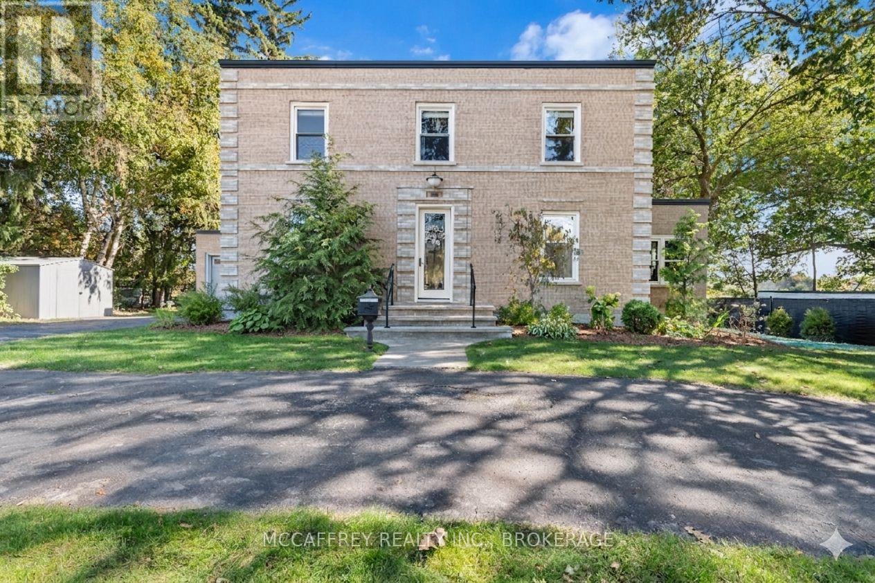 442 DUNDAS STREET W - 2