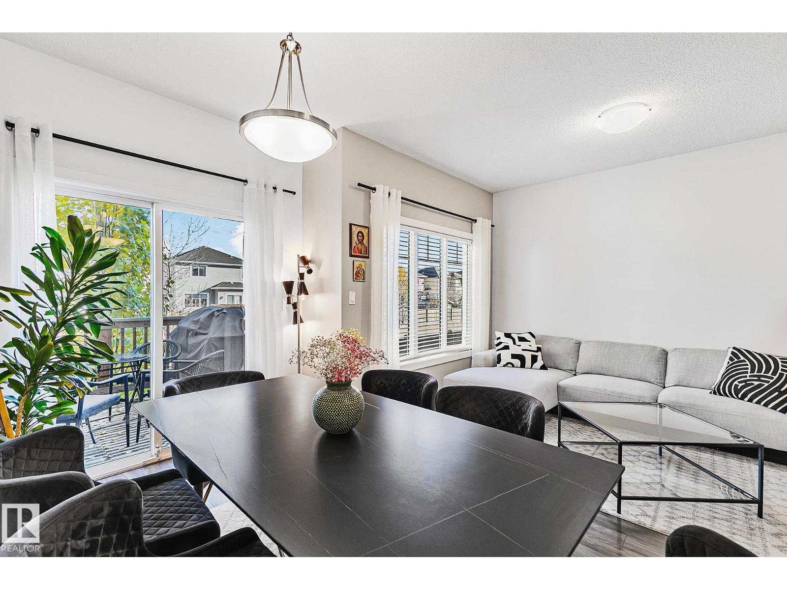 #17 3103 HILTON DR NW, Edmonton