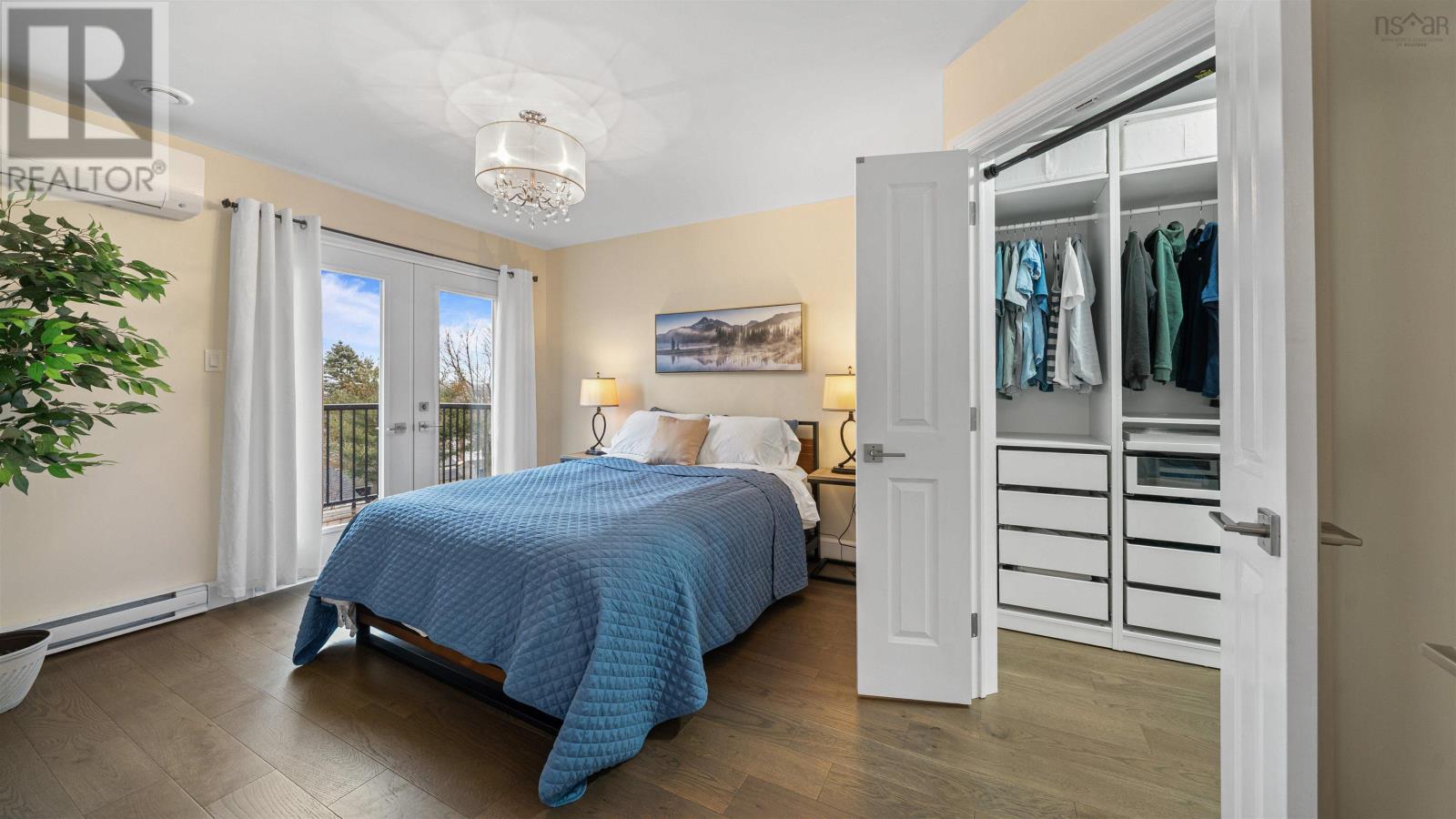 Property 7 of 45 of 3615 Acadia Street