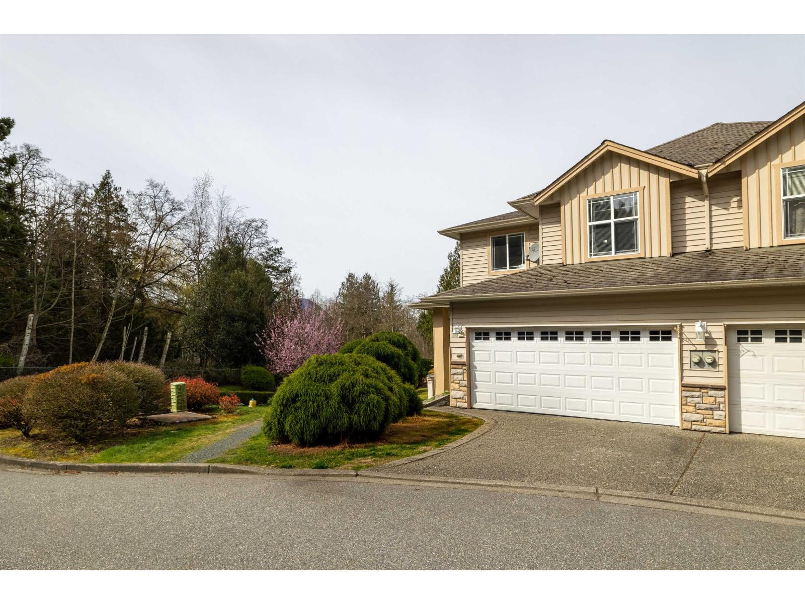 10 46906 RUSSELL ROAD, Promontory, Chilliwack