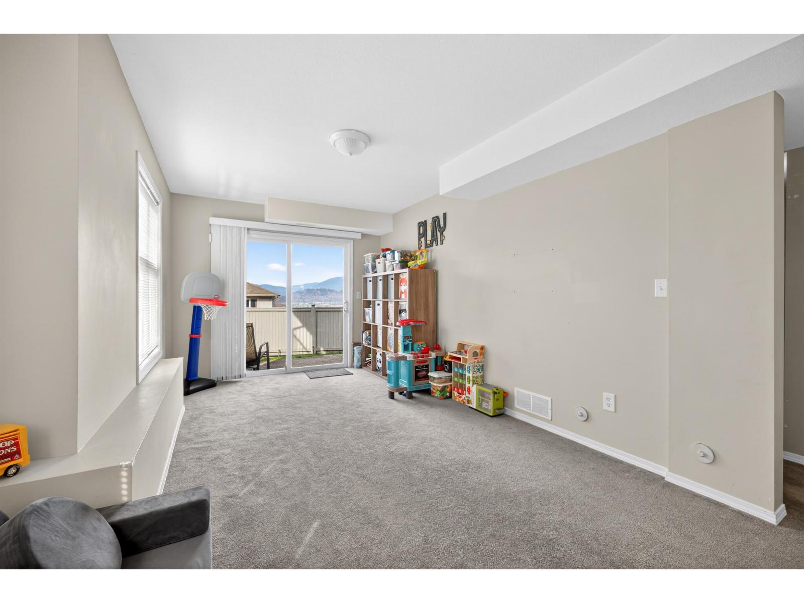 10 46906 RUSSELL ROAD, Promontory, Chilliwack