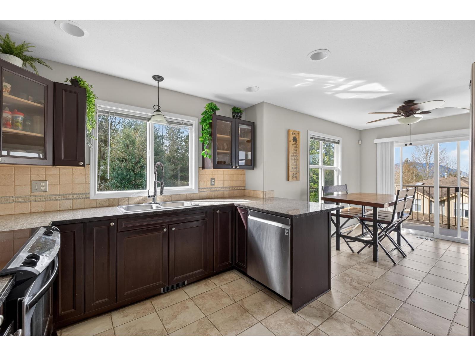 10 46906 RUSSELL ROAD, Promontory, Chilliwack