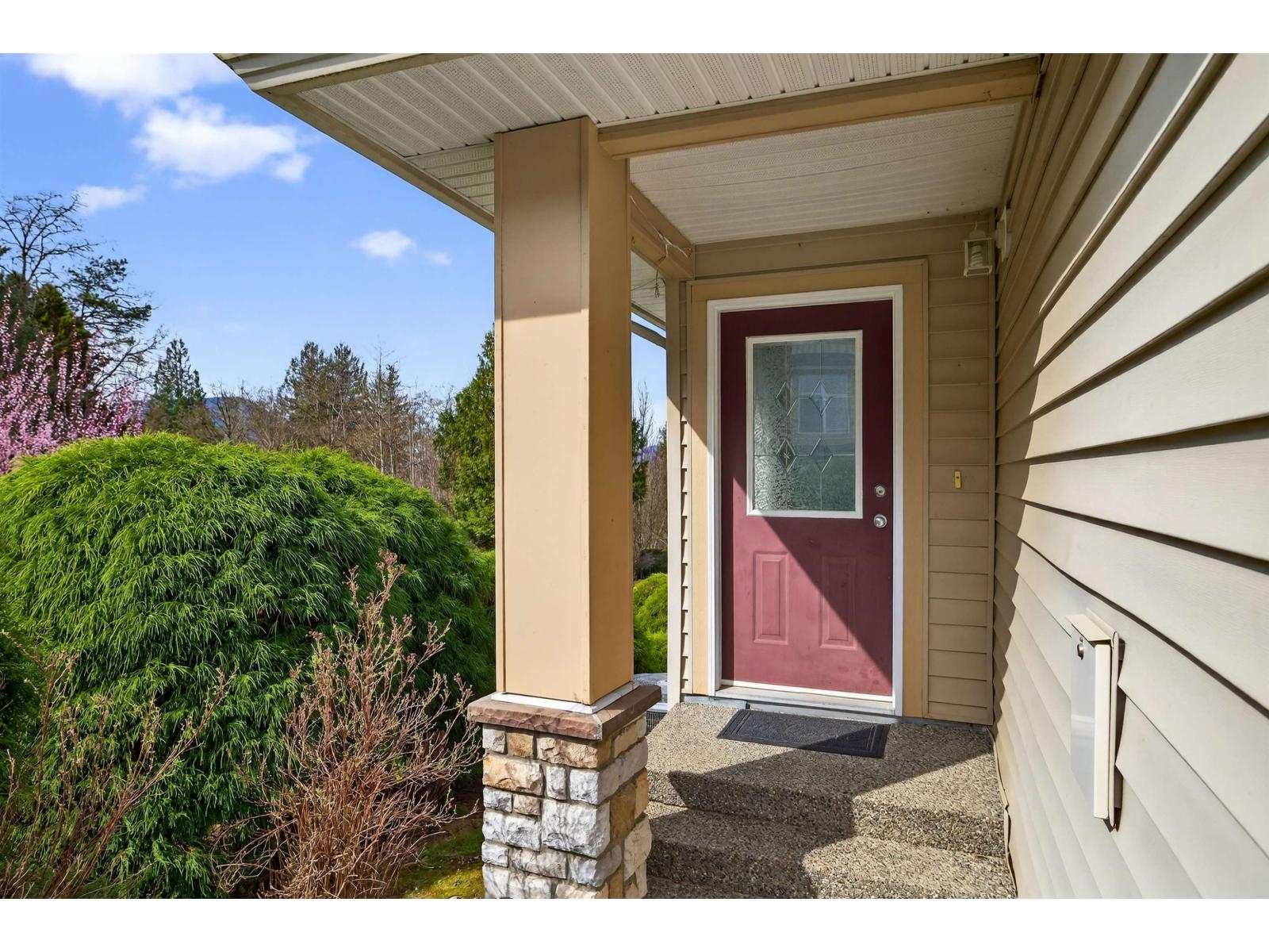 10 46906 RUSSELL ROAD, Promontory, Chilliwack