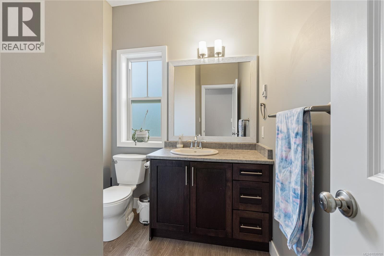 2446 York Cres, Nanaimo