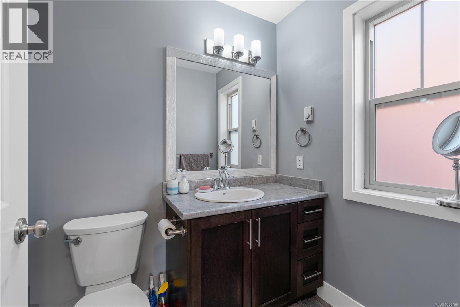 2446 York Cres, Nanaimo