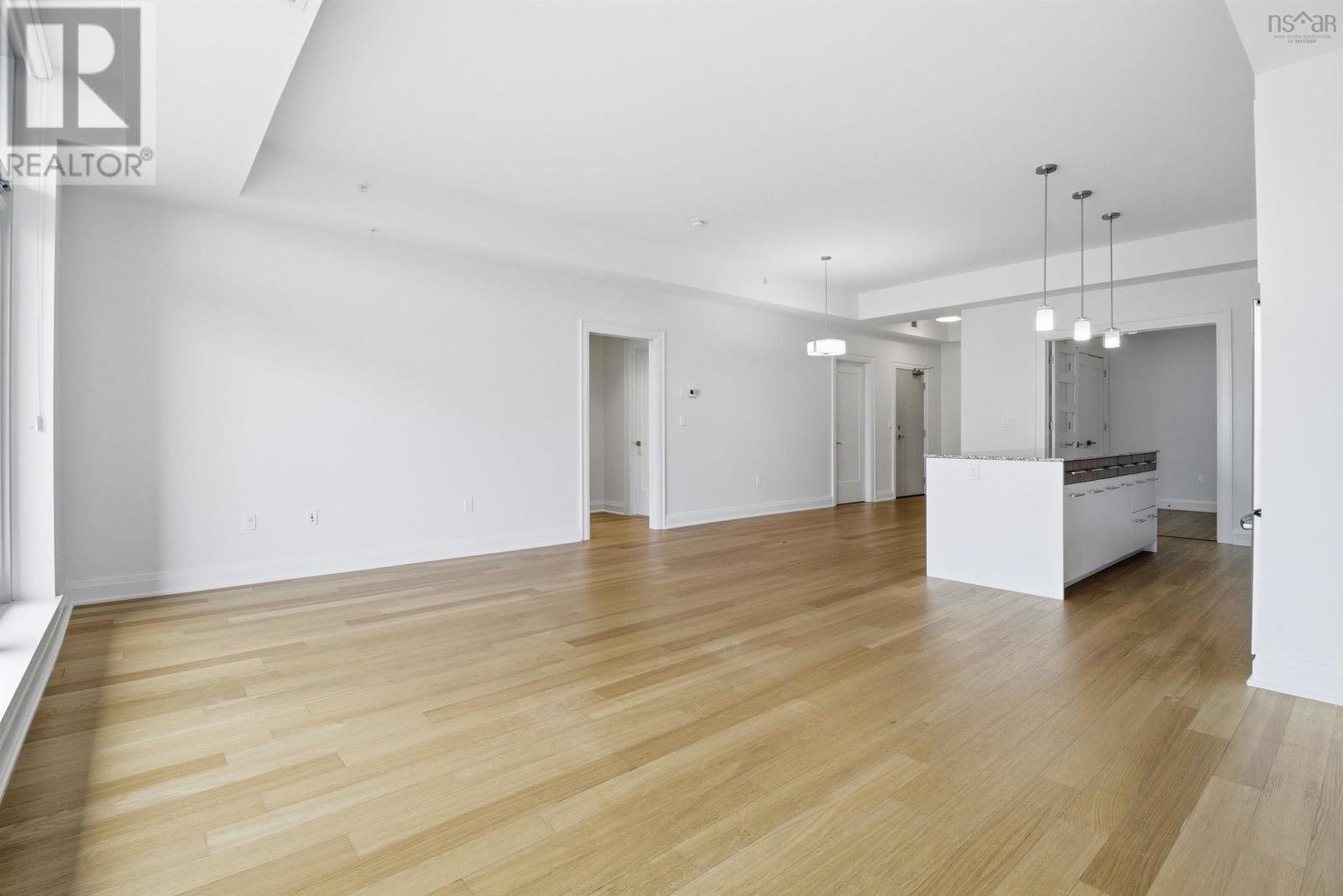 #305 25 ALDERNEY DRIVE - 14