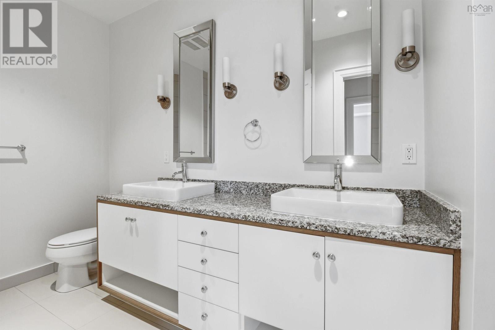 #305 25 ALDERNEY DRIVE - 20