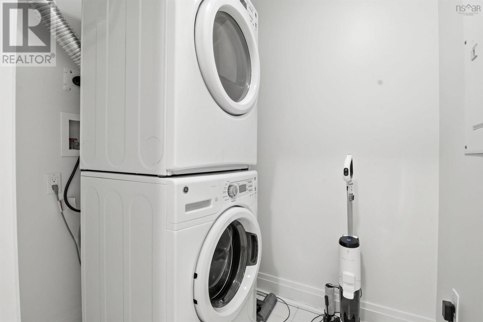 #305 25 ALDERNEY DRIVE - 28