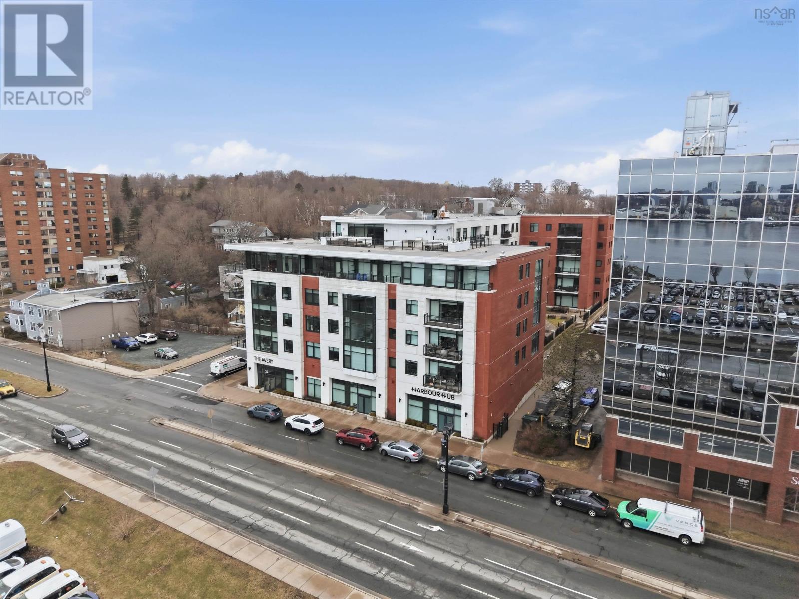 #305 25 ALDERNEY DRIVE - Image 3