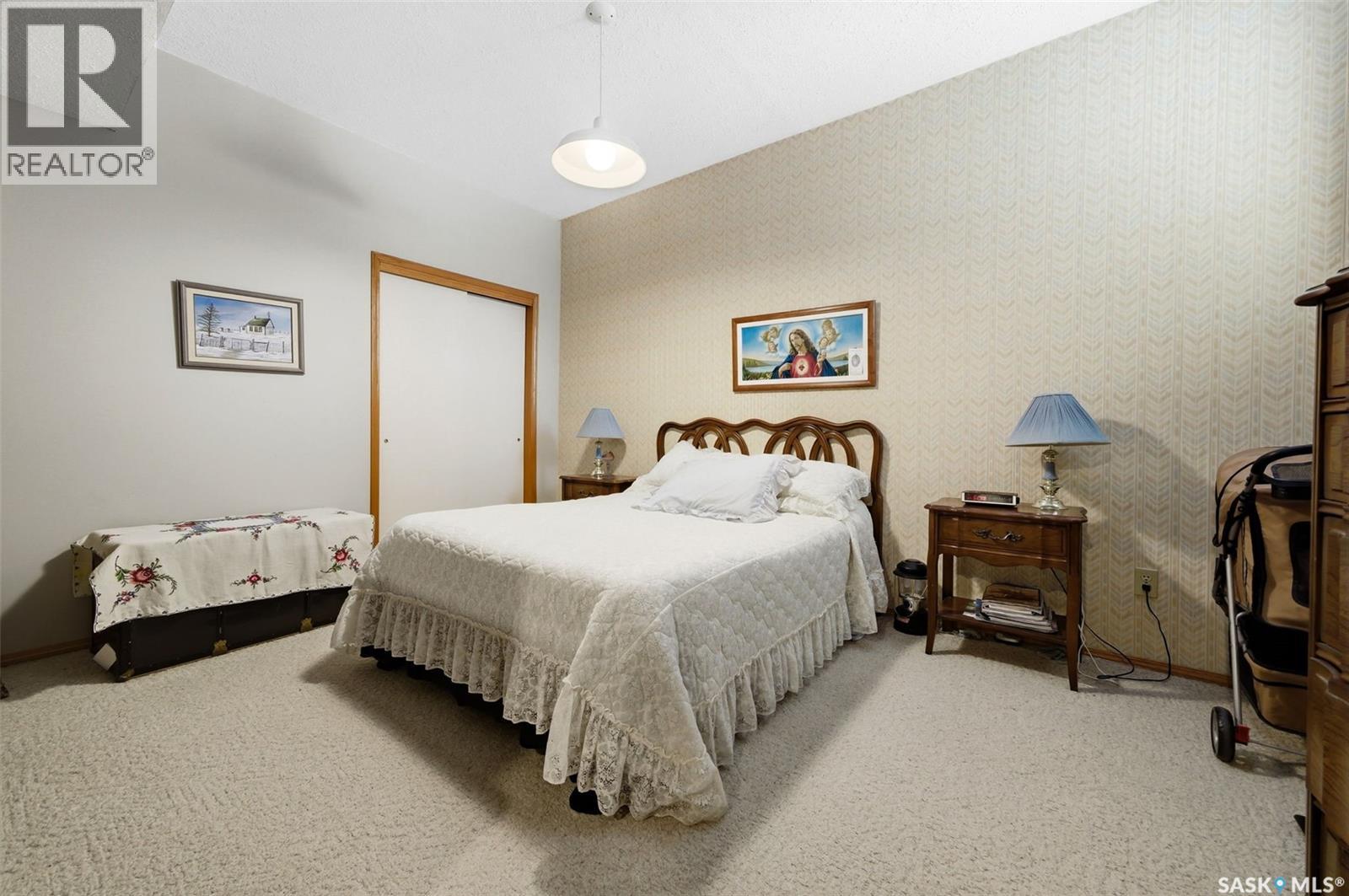 250 Prospect CRESCENT — photo 70