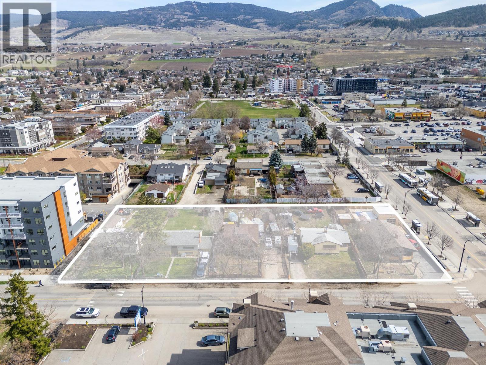  225 Dougall Road North, Kelowna