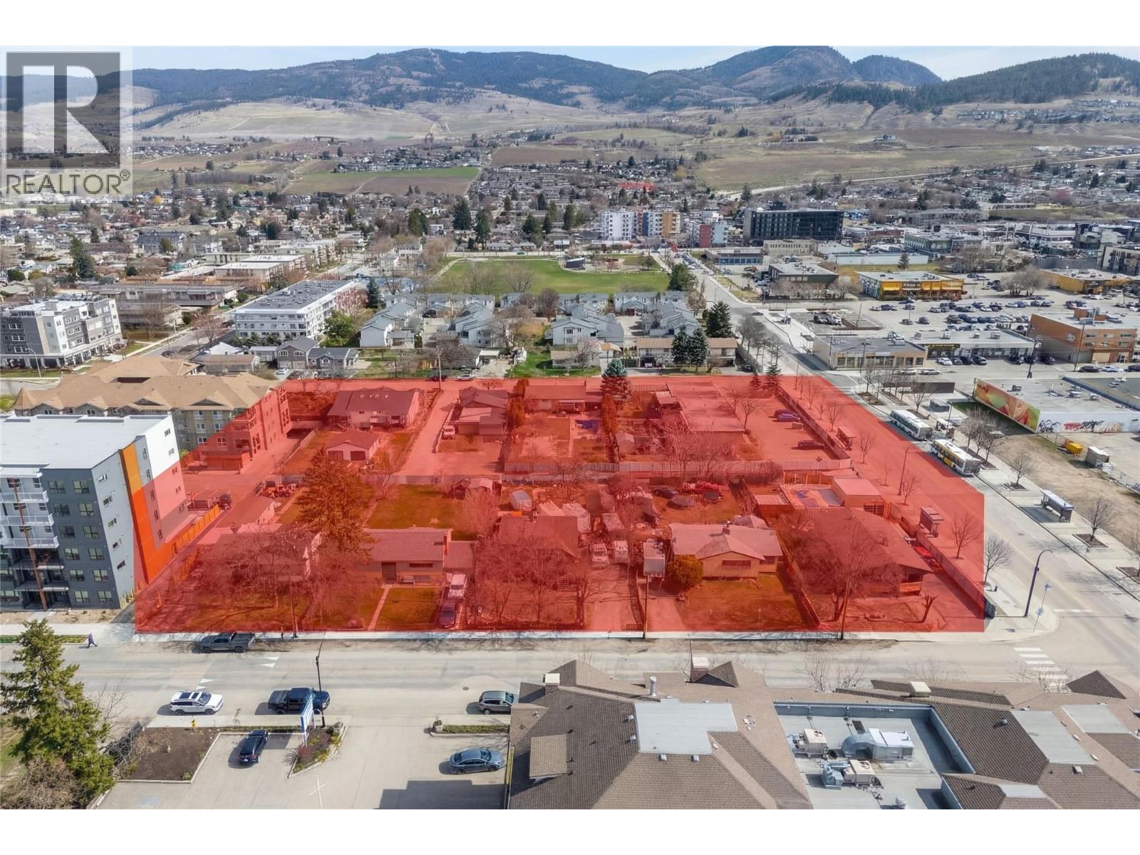 235 DOUGALL ROAD N - 21