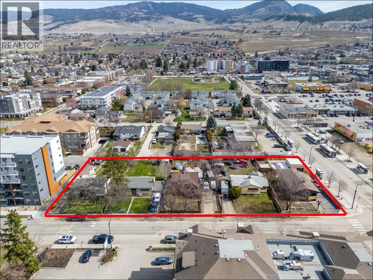 235 DOUGALL ROAD N - 18